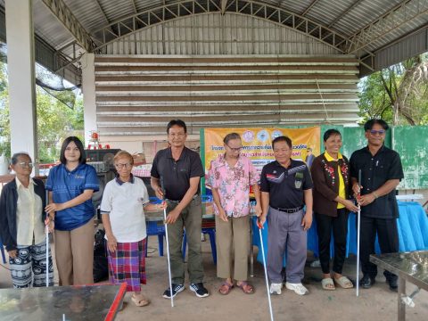 กองสวัสดิการสังคมร่วมกับสมาคมคนตาบอลจังหวัดนครพนม จัดโครงการฝึกทักษะการทำความคุ้นเคยกับสภาพแวดล้อมและการเคลื่อนไหวสำหรับคนตาบอด ในระหว่างวันที่ 9-15 กรกฎาคม 2569 กลุ่มเป้าหมายคนตาบอดทีมีบัตรผู้พิการในตำบลเหล่าพัฒนา พร้อมมอบไม้เท้าขาวให้กับผู้เข้าร่วมอบรม โดยนายกเสน่ห์ เดชขันธ์ พร้อมคณะบริหาร องค์การบริหารส่วนตำบลเหล่าพัฒนา