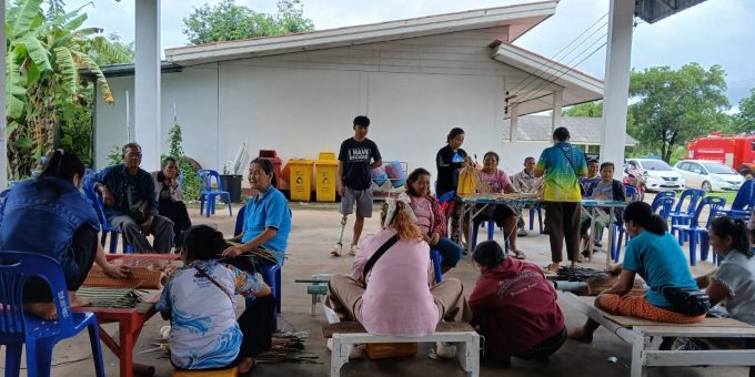 วันนี้เวลา09.00 น. กองสวัสดิการสังคม องค์การบริหารส่วนตำบลเหล่าพัฒนา ได้ดำเนินการจัดโครงการฝึกอบรมส่งเริมอาชีพคนพิการ ประจำปีงบประมาณ 2569 โดยมีนายเสน่ห์ เดชขันธ์ นายกองค์การบริหารส่วนตำบลเหล่าพัฒนา พร้อมด้วยคณะผู้บริหาร และ ท่านปลัดสมคิด อุทัยวัฒน์ ร่วมเปิดโครงการ